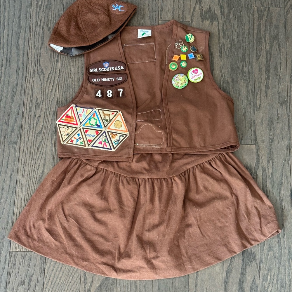 Vintage 90s Girl Scout Vest FULL of Patches & Pins 1996 Brownie/Junior Nostalgia